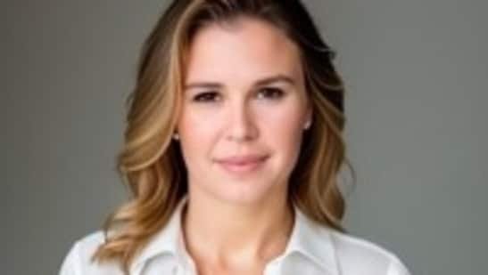 Alexandra Gucci Zarini, who was born in 1985, is the creator of the Alexandra Gucci Children's Foundation and the mission-driven luxury fashion brand AGCF.