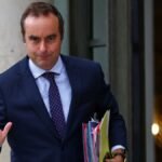 इमैनुएल मैक्रों ने रक्षा मंत्री सेबास्टियन लेकोर्नू को प्रधानमंत्री नियुक्त किया. (Photo: Reuters)